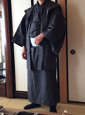 �j�����p